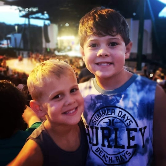 Meet your Posher, Larry - Picture 1 of 1